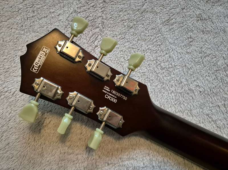 Cort CR300 Classic Rock Les Paul Guitar