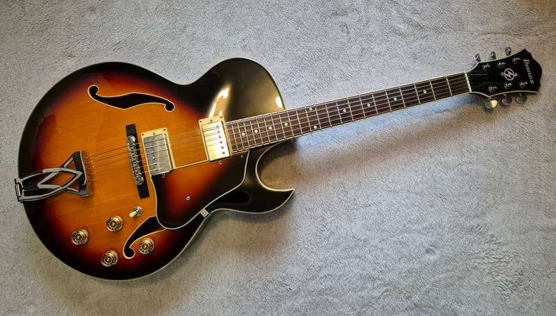 Ibanez AK80 Sunburst Semi-Hollow Body Guitar