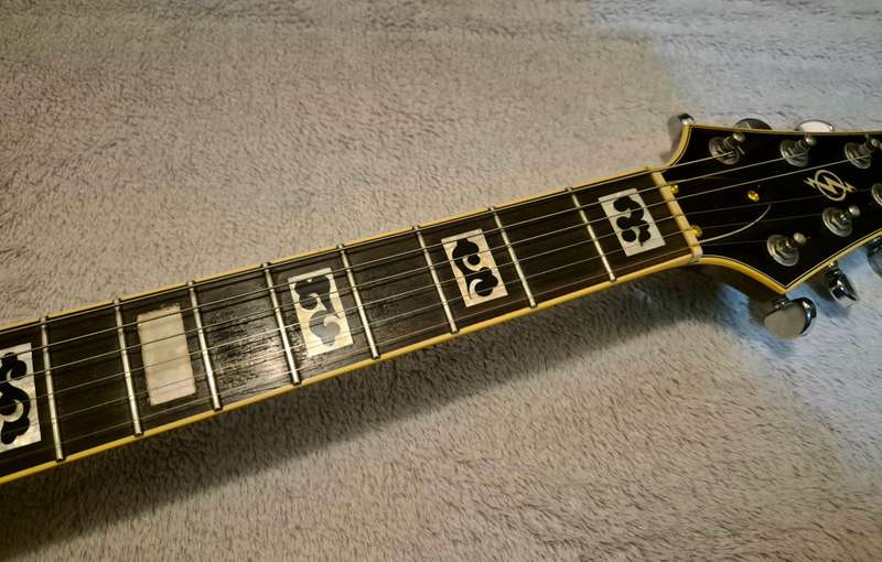 Ibanez AWD82T Semi-Hollow Thin Body Guitar