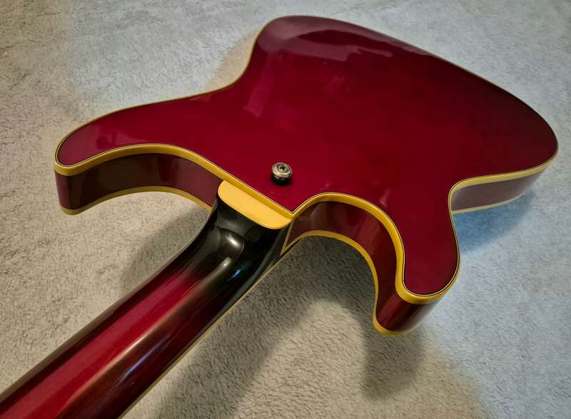 Ibanez AWD82T Semi-Hollow Thin Body Guitar