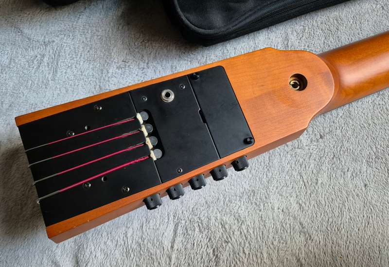 Ned Steinberger CR4M 4-String Upright Professional Bass