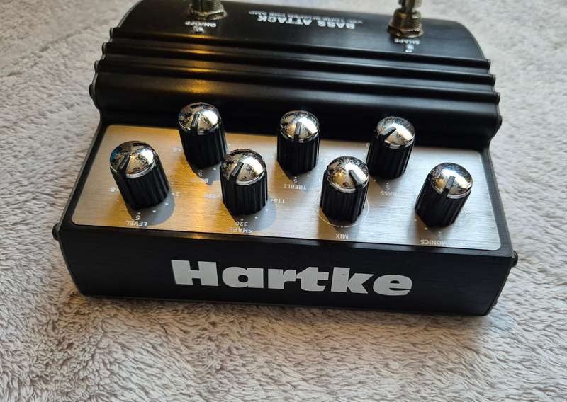 Hartke Bass Attack Pedal - PreAmp and Tone Shaper