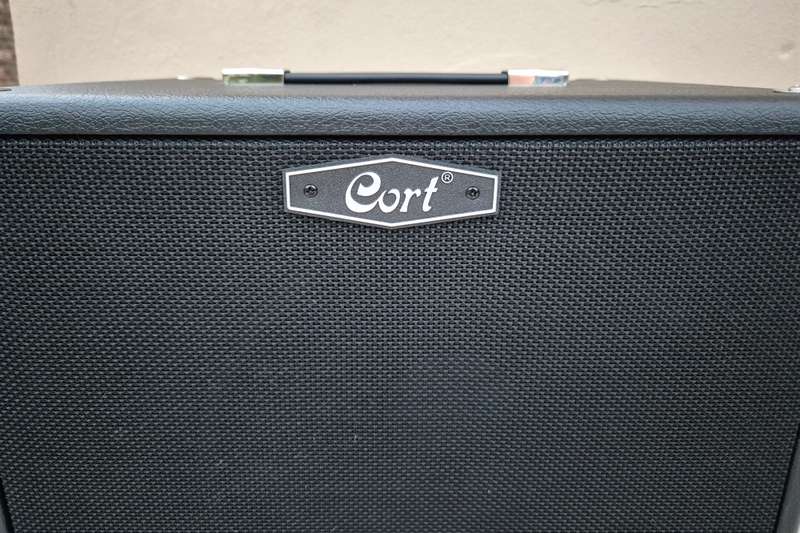 Cort CM150B Bass Guitar Amp