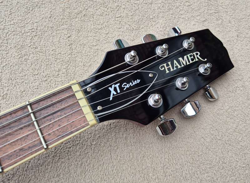 Hamer XT Les Paul Guitar (Exceptional Quality)