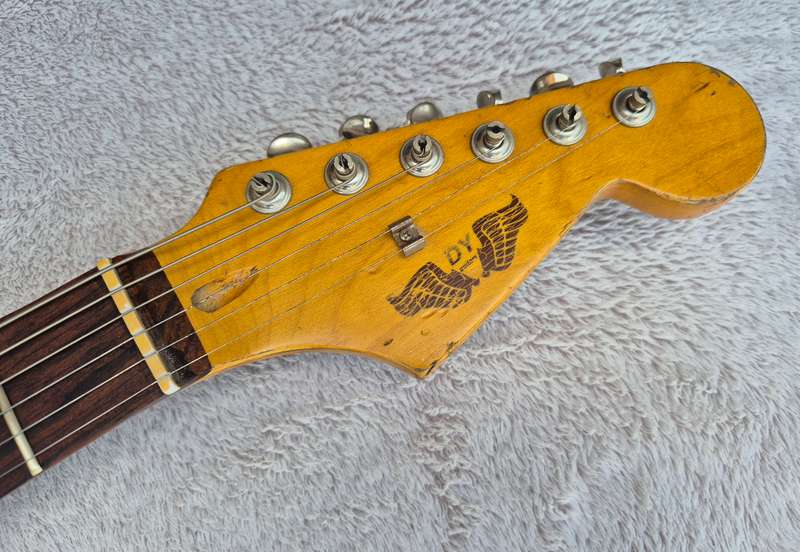 DY Guitars UK Roadworn Stratocaster