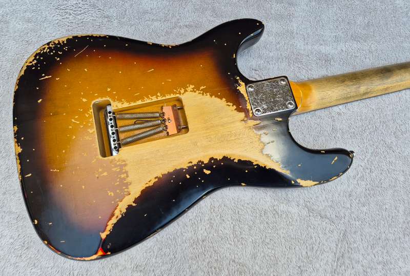 DY Guitars UK Roadworn Stratocaster