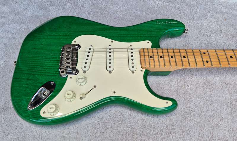 USA G&L George Fullerton Signature Strat