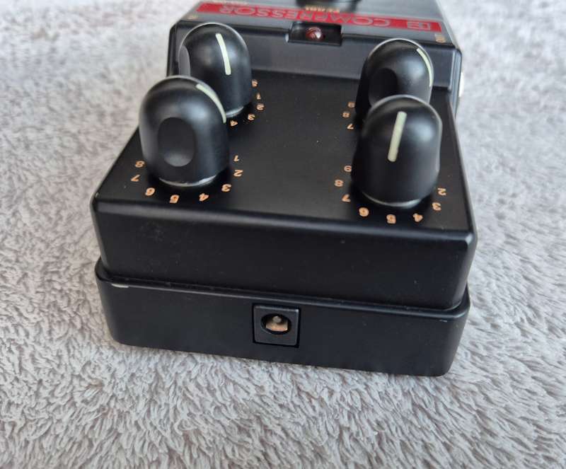 MIJ Pearl CO-04 Compressor Guitar Pedal