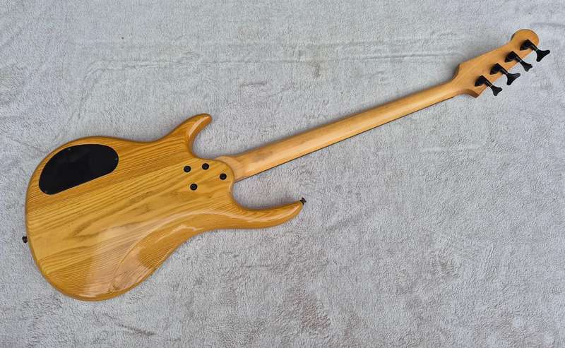 Epiphone Embassy Standard IV Bass Guitar