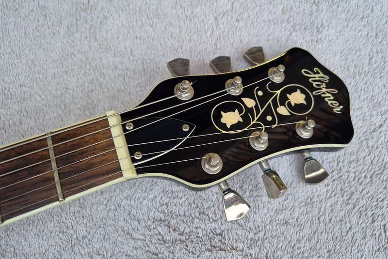 Hofner Club 40 Electric Guitar