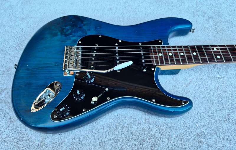 2004 USA Fender Highway One Stratocaster