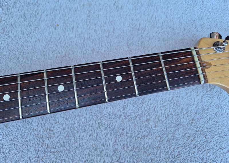 2004 USA Fender Highway One Stratocaster