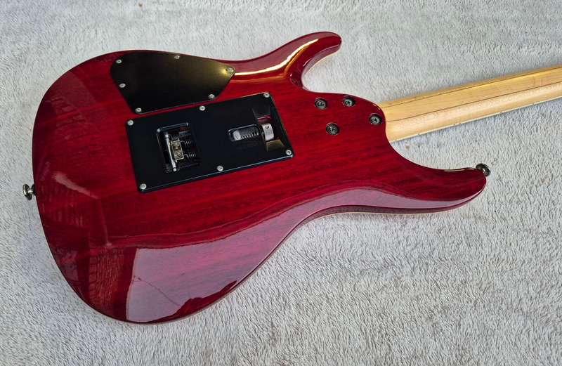 Ibanez MIJ Prestige S5470Q-WCB S-Series