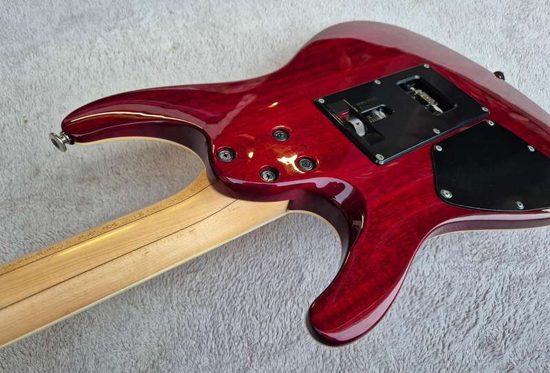Ibanez MIJ Prestige S5470Q-WCB S-Series