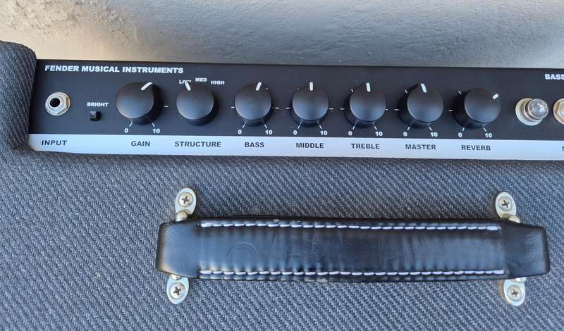 Fender Bassbreaker 15 Valve Guitar Amp Head
