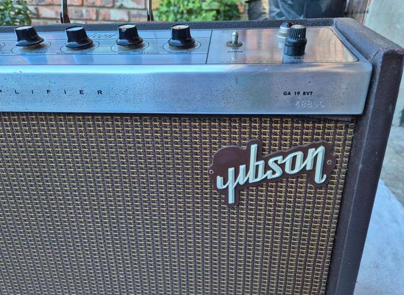 Vintage 1961 Gibson Falcon GA 19 Valve Guitar Amp