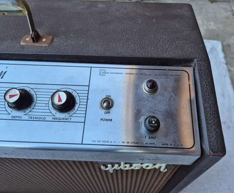 Vintage 1961 Gibson Falcon GA 19 Valve Guitar Amp