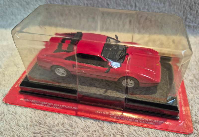 Ferrari Collection 1/43 Ferrari 328 GTB 1985