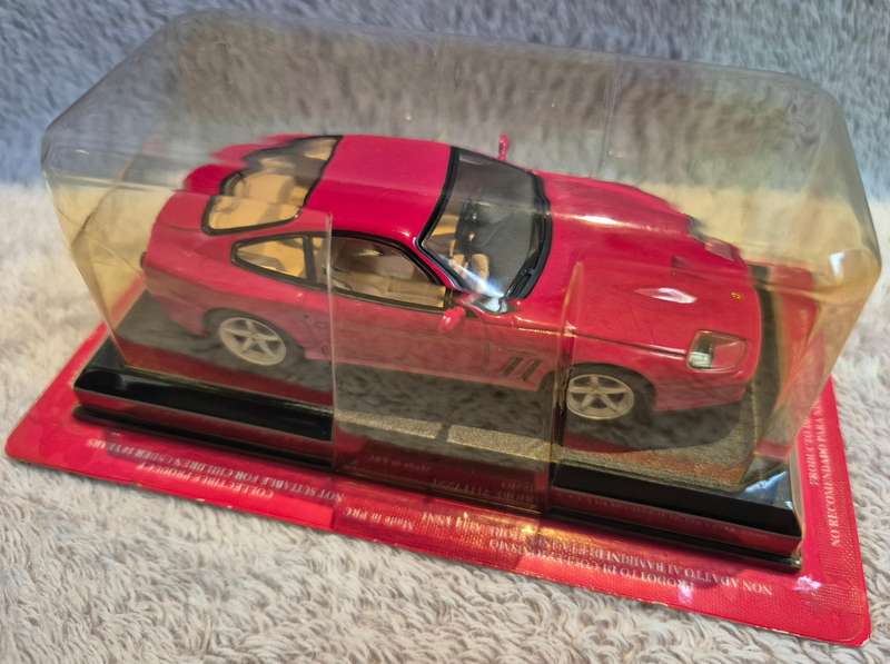Ferrari Collection 1/43 Ferrari 550 Maranello
