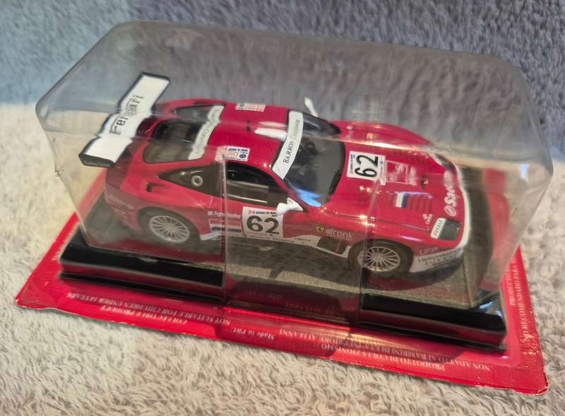 Ferrari Collection 1/43 Ferrari 575 GTC
