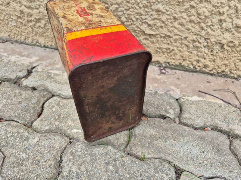 Vintage Shell X100 Oil Can - Collectible
