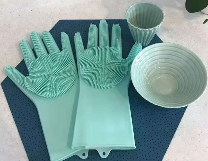 Multifunctional Silicone Gloves