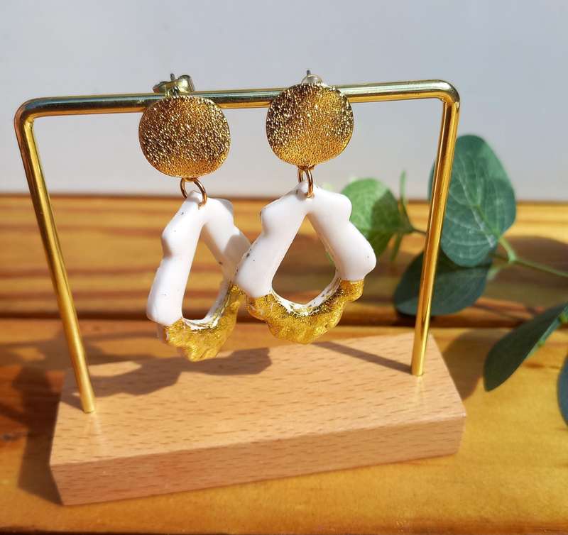 White Radiance Hoop 02