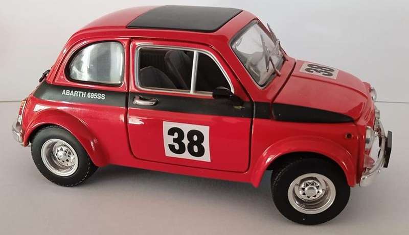 Road Signature 1963 Fiat Abarth 695SS Rally Car 1:18