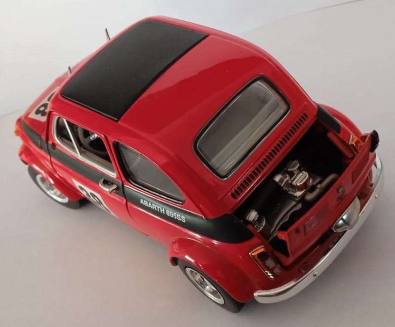 Road Signature 1963 Fiat Abarth 695SS Rally Car 1:18