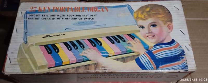 Sunrise 27 Key Portable Toy Organ