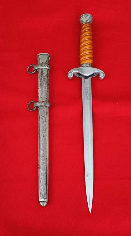 WW2 - WEHRMACHT ARMY OFFICERS DAGGER - FULL SIZE