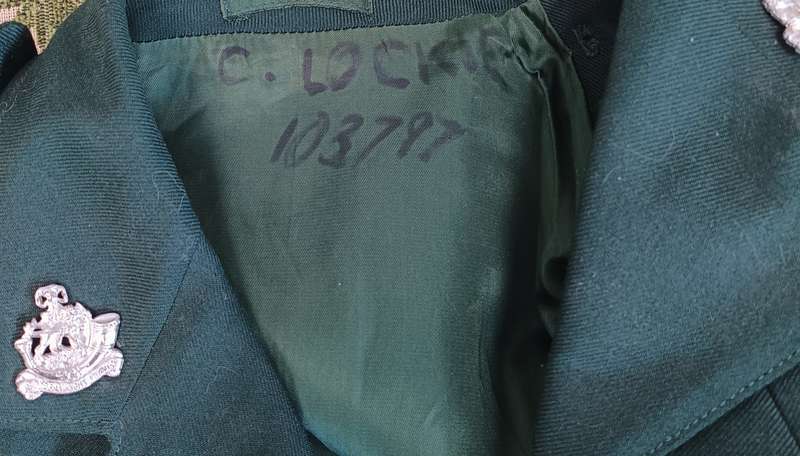 RHODESIA - RHODESIAN LIGHT INFANTRY  (RLI) - CEREMONIAL UNIFORM