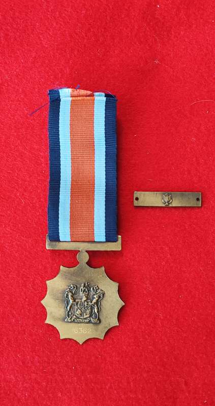 SADF - MILITARY MERIT MEDAL - FULL SIZE + SECOND AWARD BAR