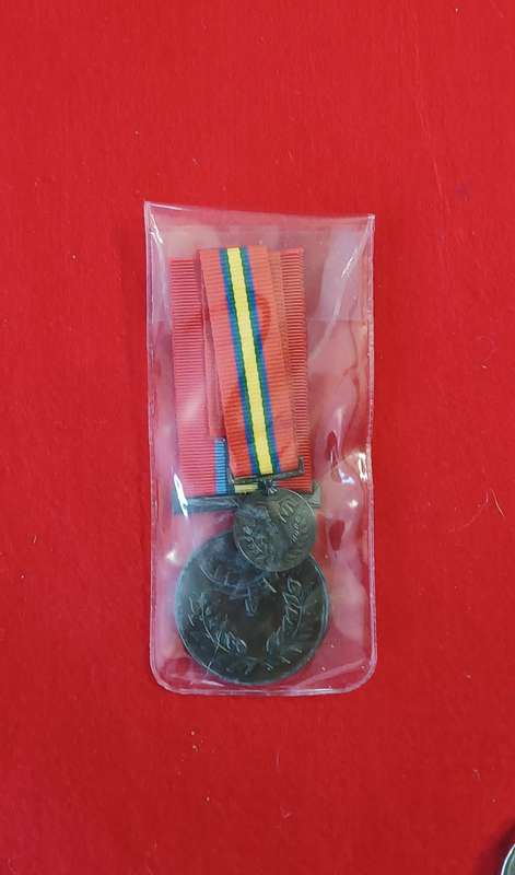 SADF - VENDA MILITARY - VENDA DEFENCE FORCE MEDAL - FULL SIZE + MINIATURE