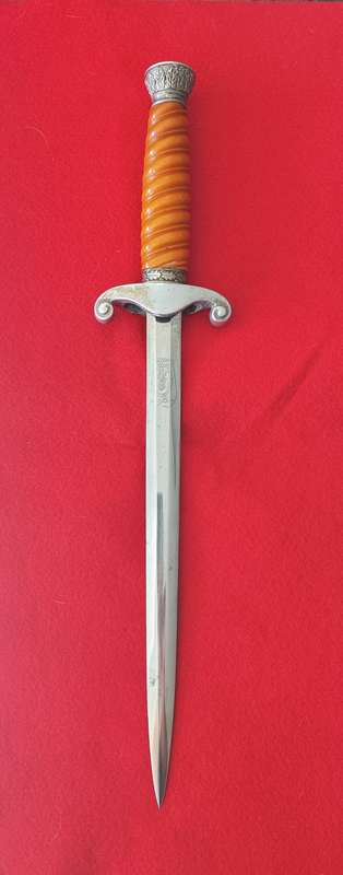 WW2 - WEHRMACHT ARMY OFFICERS DAGGER - FULL SIZE