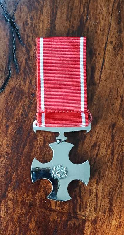 SADF - TRANSKEI DEFENCE FORCE - CROSS FOR BRAVERY (ULTRA SCARCE) - FULL SIZE