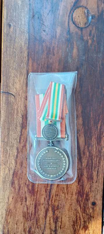 SADF - TRANSKEI DEFENCE FORCE - FOR FAITHFUL SERVICE MEDAL - FULL SIZE + MINIATURE
