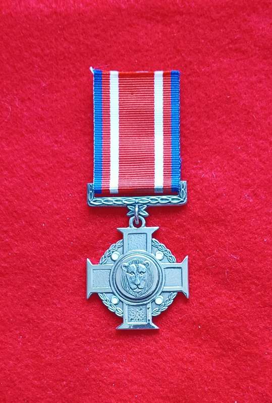 SADF - CISKEI DEFENCE FORCE - CROSS FOR GALLANTRY - FULL SIZE - SILVER