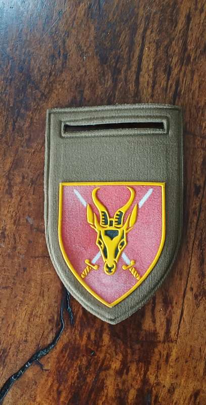 SADF - ARMY HQ SHOULDER FLASH - TUPPER