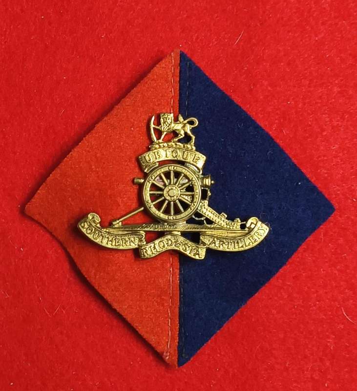 RHODESIA - SOUTHERN RHODESIA ARTILLERY - BERET BADGE (1960s - 1980)