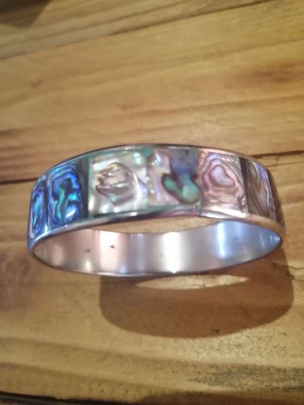 Paua Abelone Bangle - Beautiful!