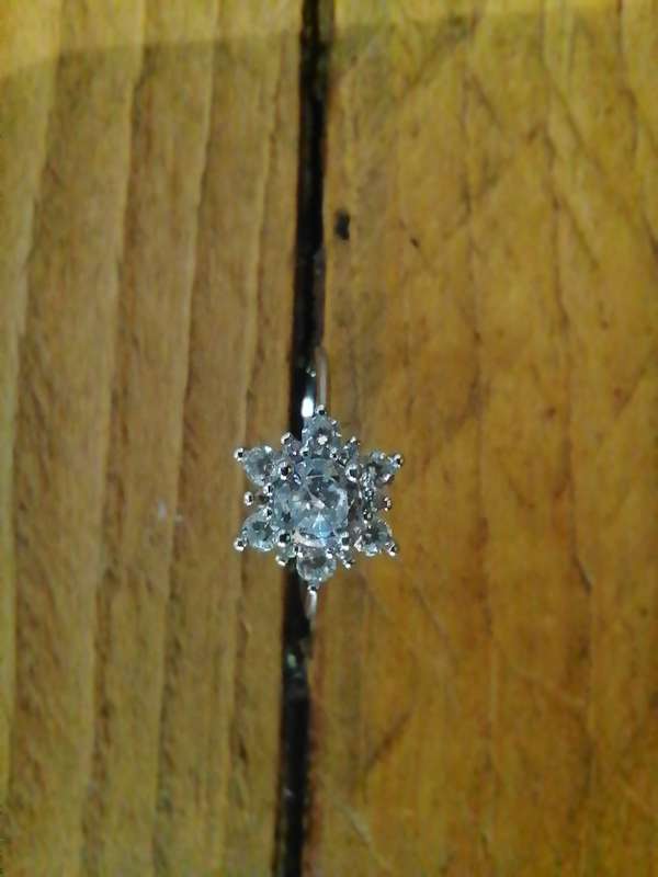 Sterling Silver Flower Ring - Just Beautifull!!