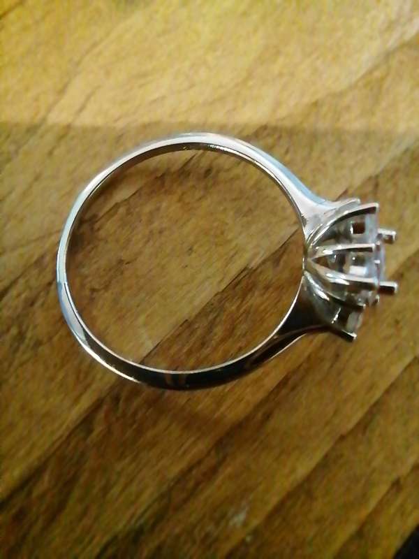 Sterling Silver Flower Ring - Just Beautifull!!