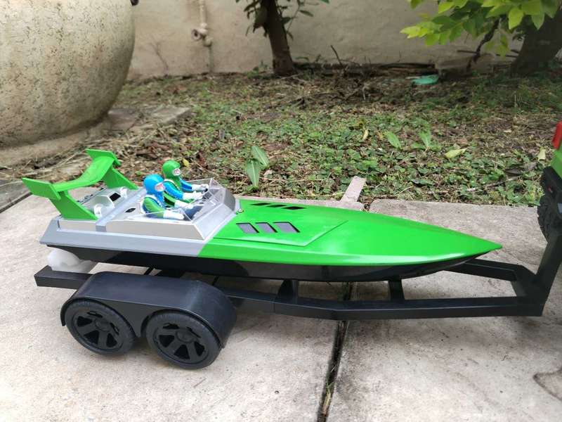 Rc Jeep rubicon + Boats