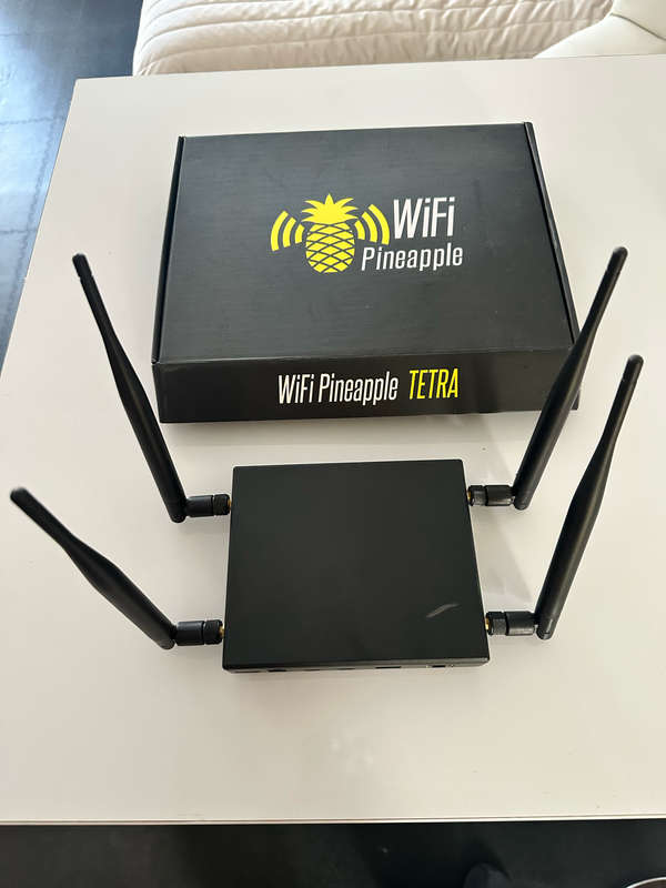 WiFi Pineapple Tetra Router/Access point