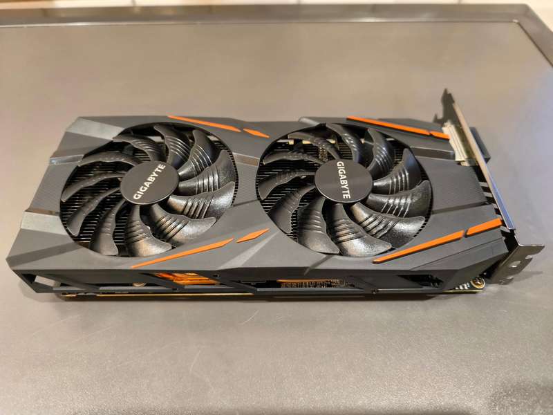 AMD Radeon RX 570 - 4GB