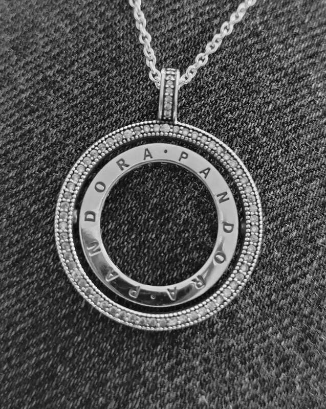925 Silver Spinning Hearts Necklace