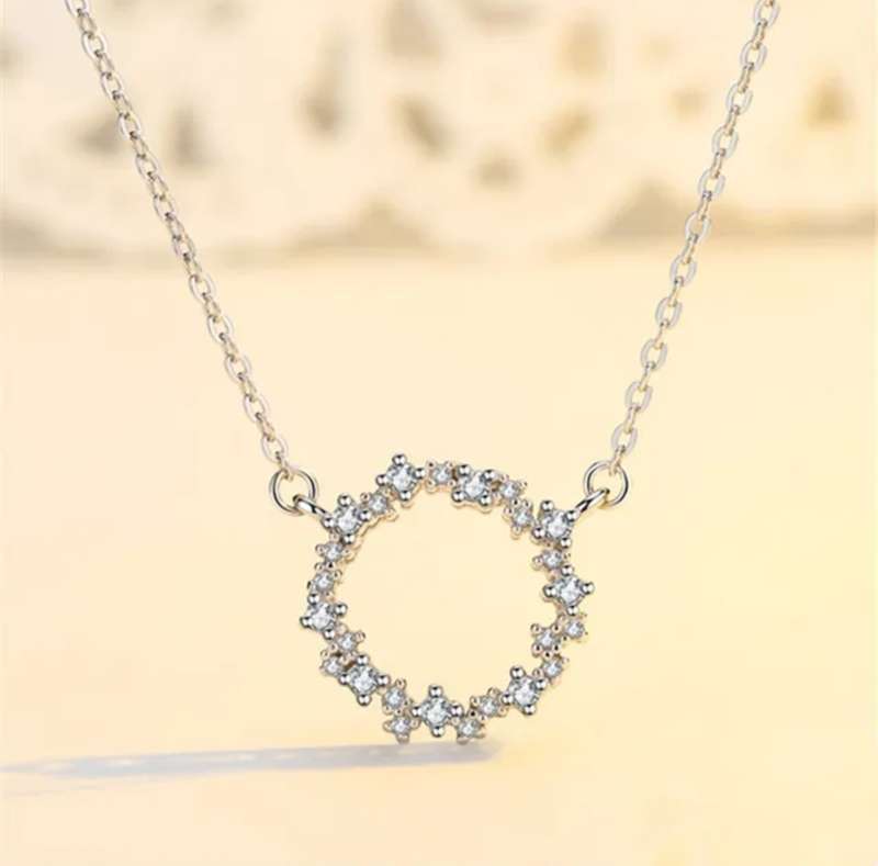 925 Silver Wreath Necklace and Earrings