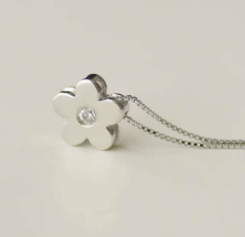 SPECIAL -  925 Silver Petit Flower Necklace