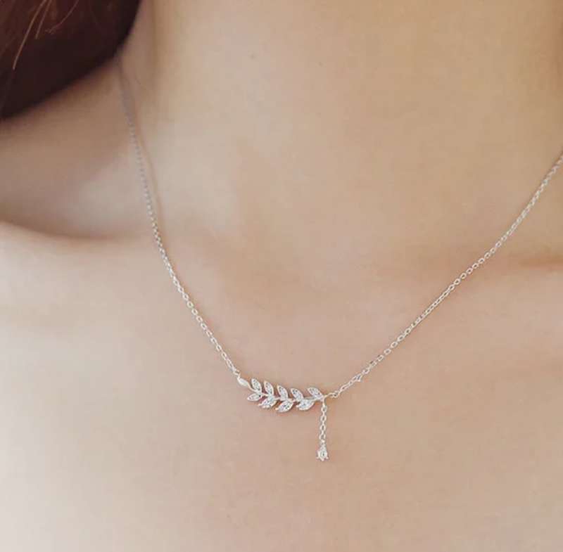 925 Silver Encrusted CZ Leaf Necklace